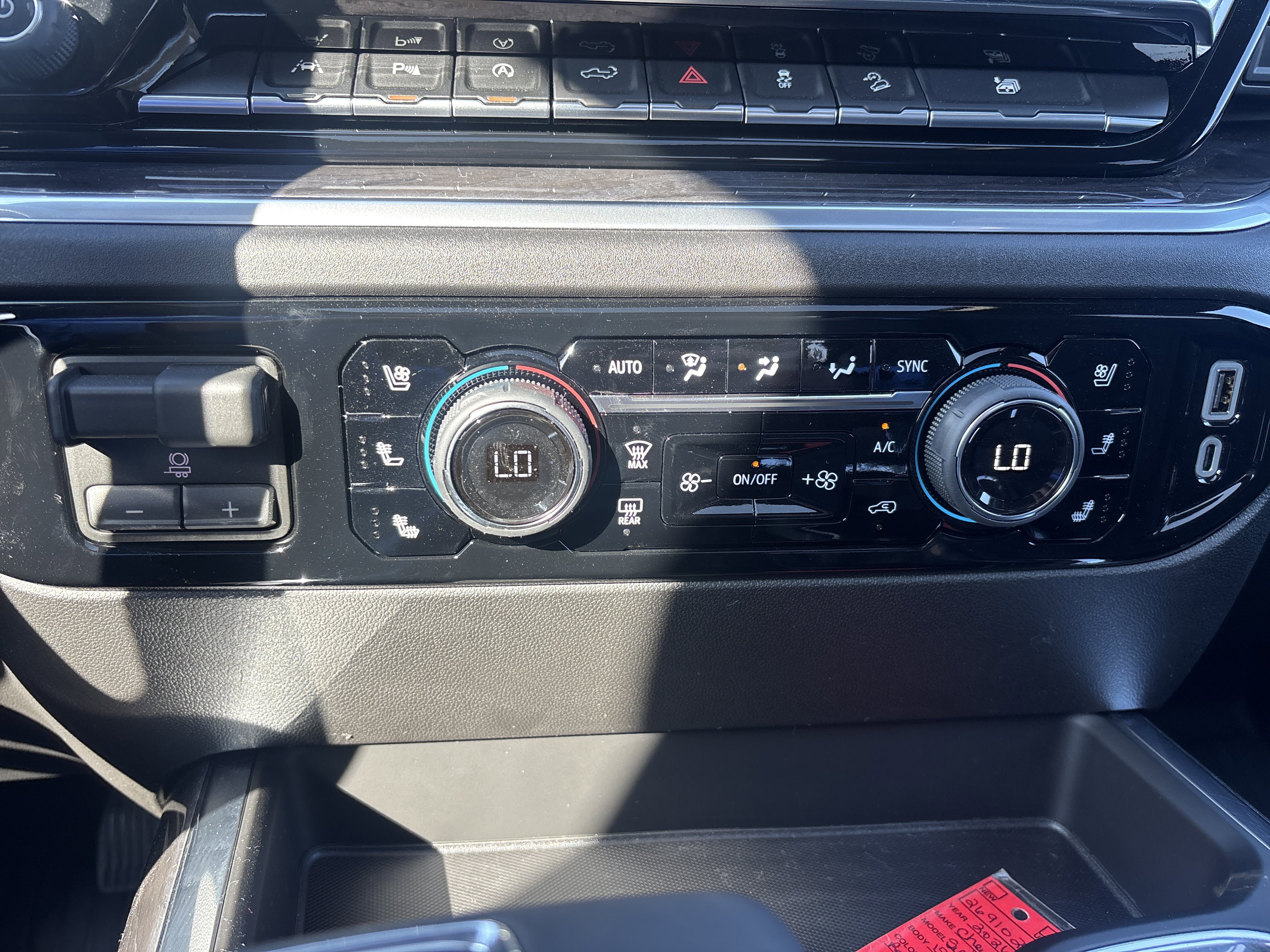 New 2026 Chevrolet Silverado 1500 LTZ w/ LTZ Premium Package image 28