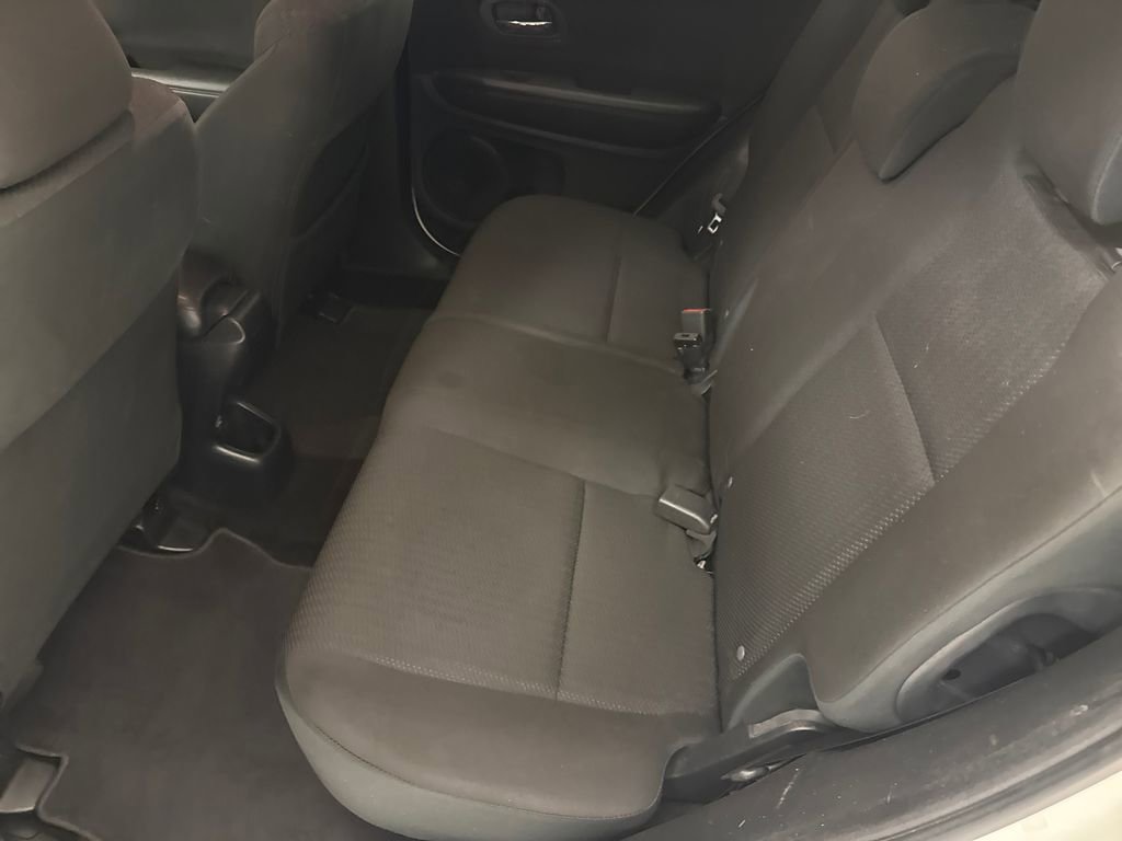 Used 2017 Honda HR-V LX image 17