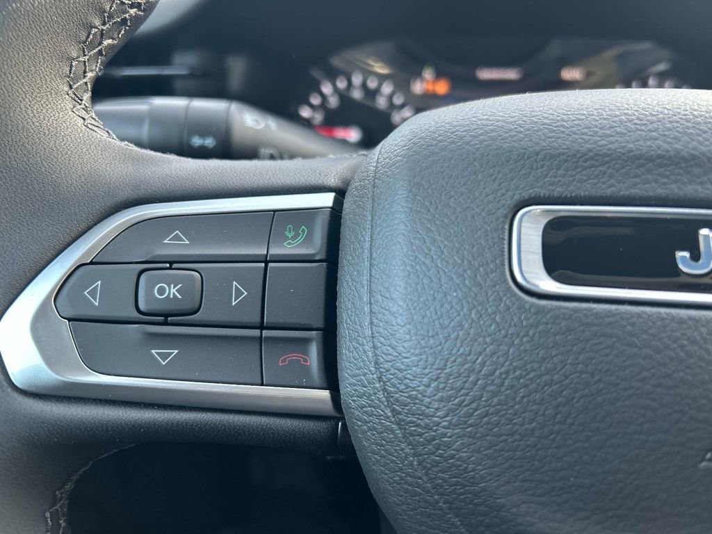 New 2026 Jeep Compass Limited image 11