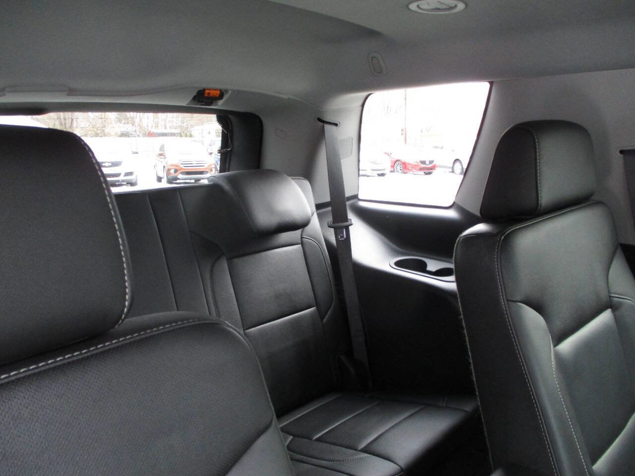 Used 2018 GMC Yukon SLT w/ HD Trailering Package image 11