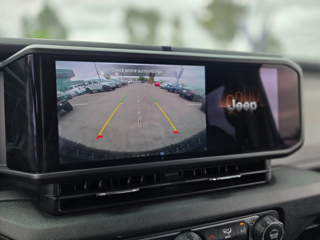 Used 2025 Jeep Wrangler Unlimited Sport S 4xe AWD/4WD image 29