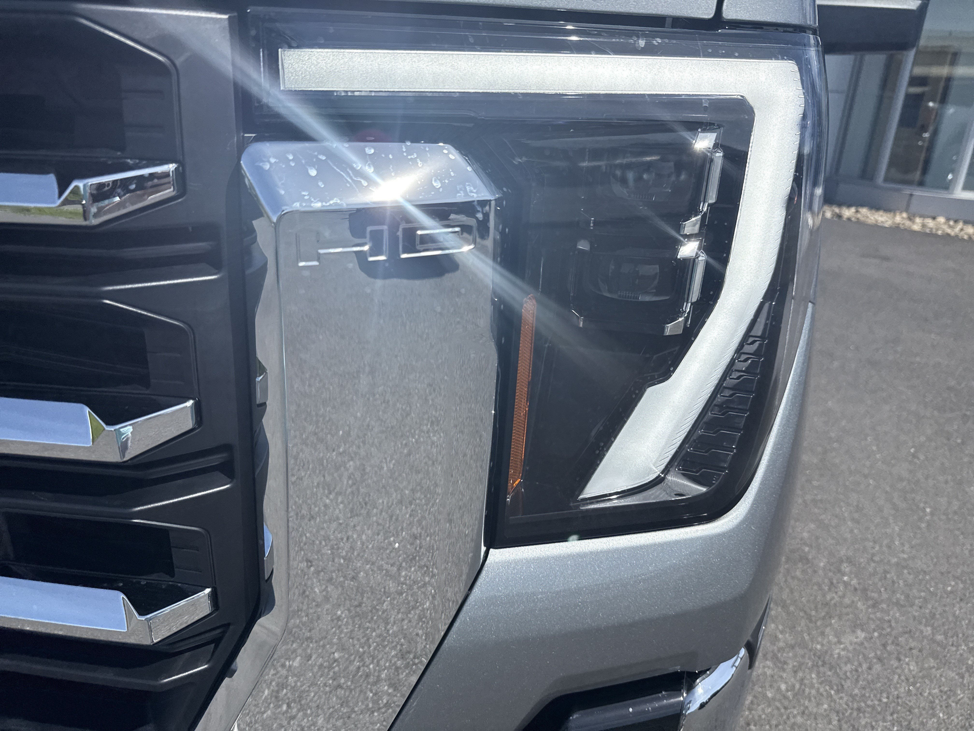 New 2026 GMC Sierra 2500 SLT AWD/4WD image 9