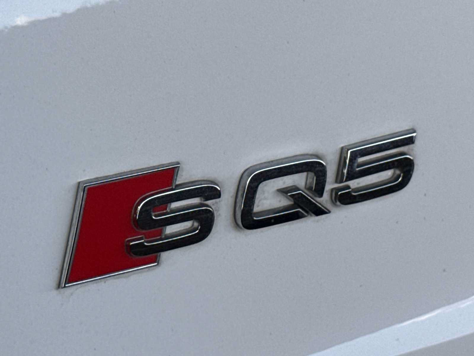 Used 2023 Audi SQ5 Prestige w/ Prestige Package AWD/4WD image 10
