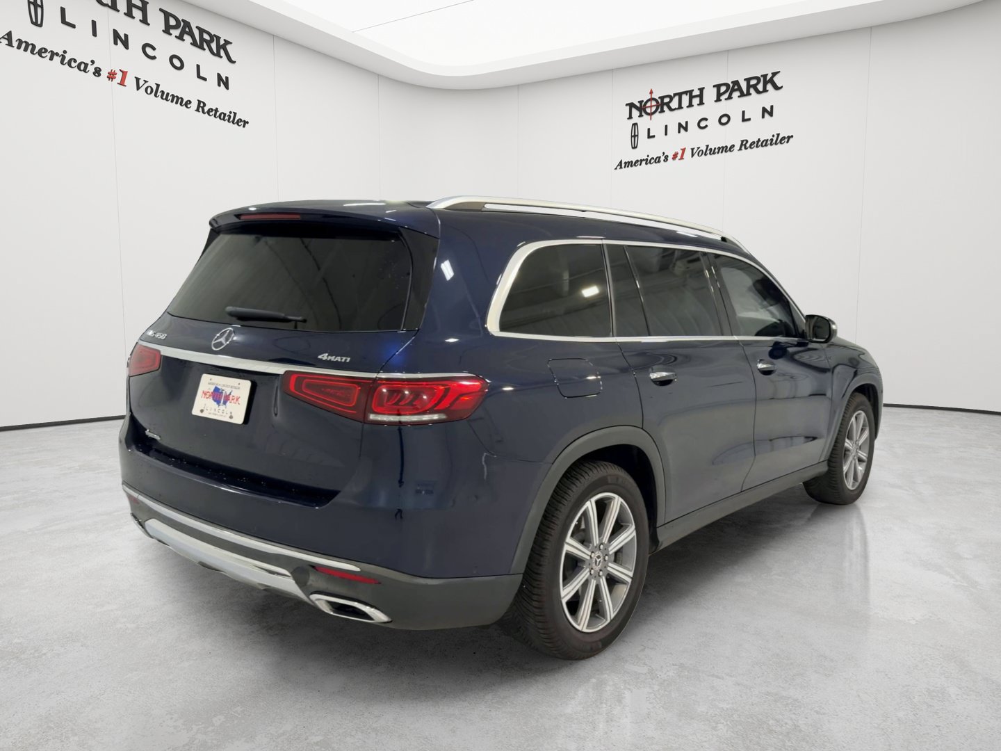 Used 2022 Mercedes-Benz GLS 450 4MATIC image 7