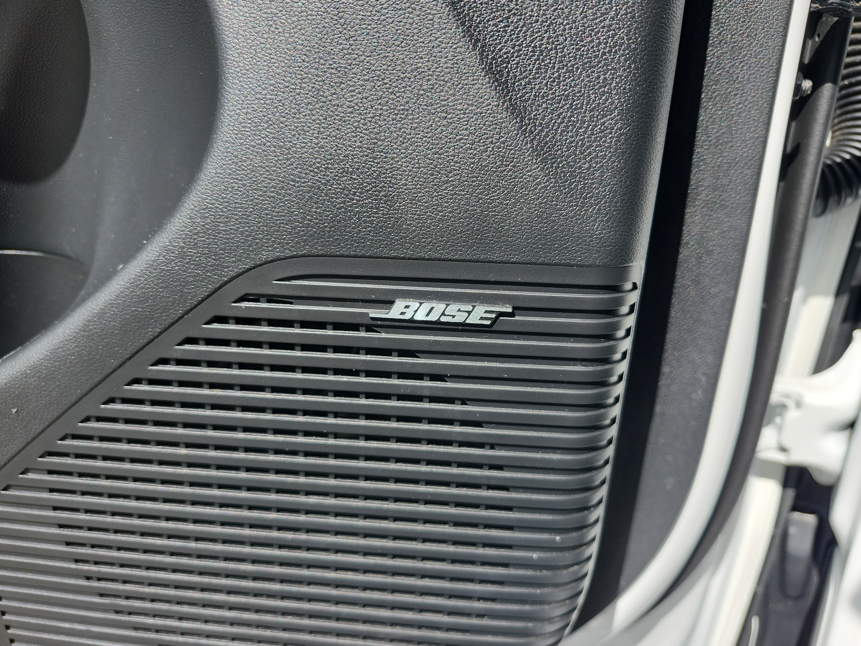 Certified 2025 Hyundai Kona Limited AWD/4WD image 24