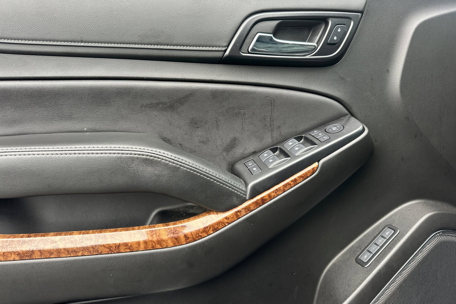 Used 2020 Chevrolet Tahoe Premier image 11