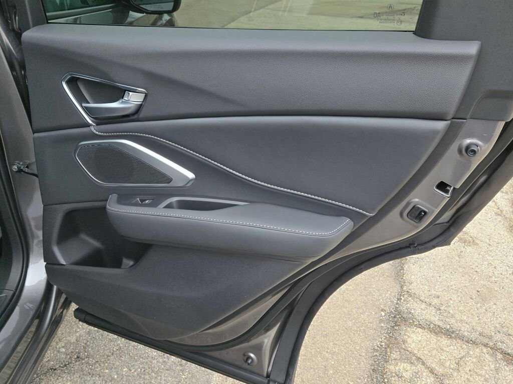 New 2026 Acura RDX SH-AWD image 13