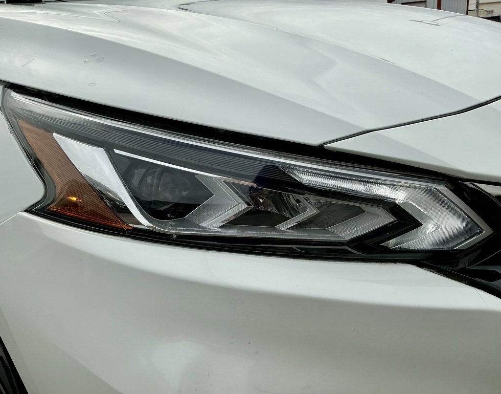 Used 2021 Nissan Altima 2.5 SR w/ SR Premium Package image 8