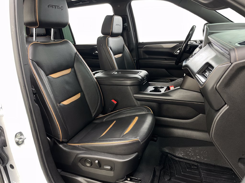 Used 2023 GMC Yukon XL AT4 w/ AT4 Premium Package AWD/4WD image 46