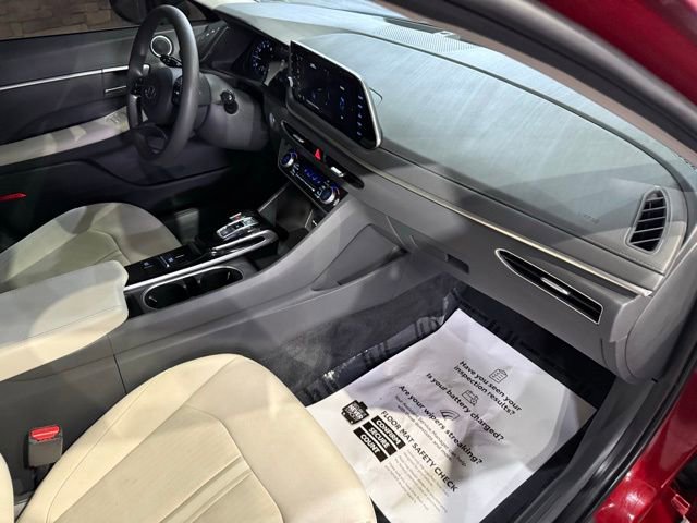 Used 2023 Hyundai Sonata SEL image 3