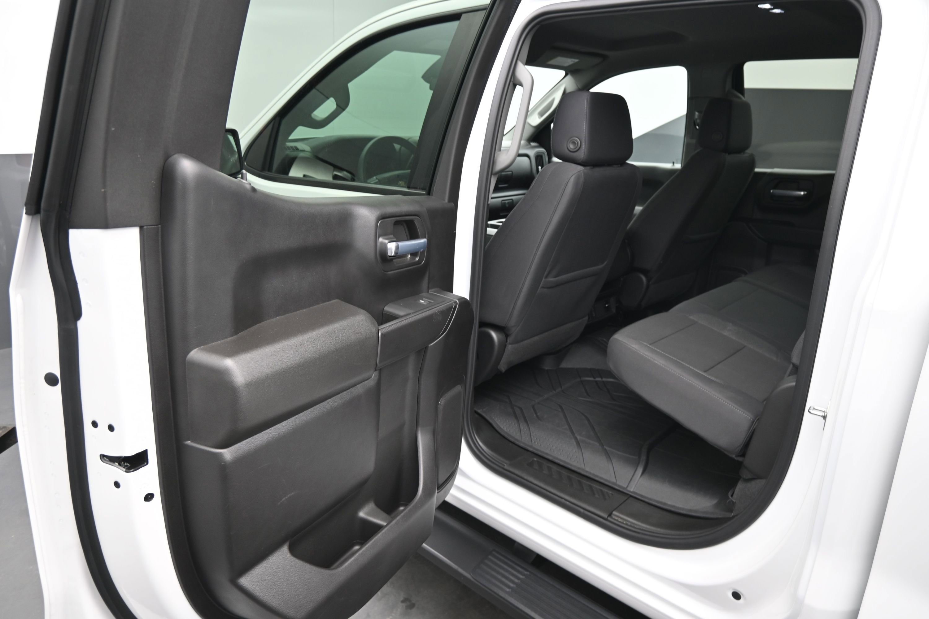 Certified 2026 Chevrolet Silverado 1500 Custom RWD image 14