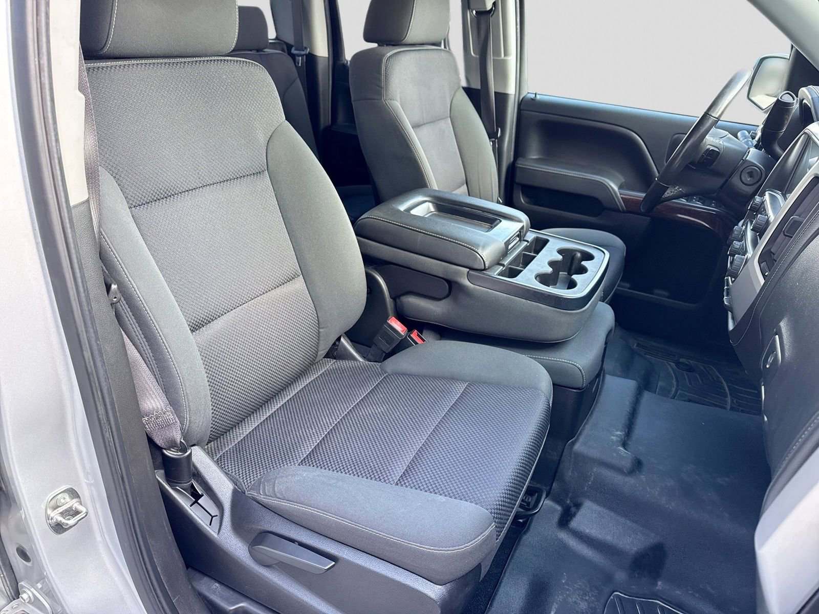Used 2015 GMC Sierra 1500 SLE w/ SLE Value Package AWD/4WD image 22