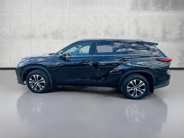 Used 2022 Toyota Highlander XLE image 8