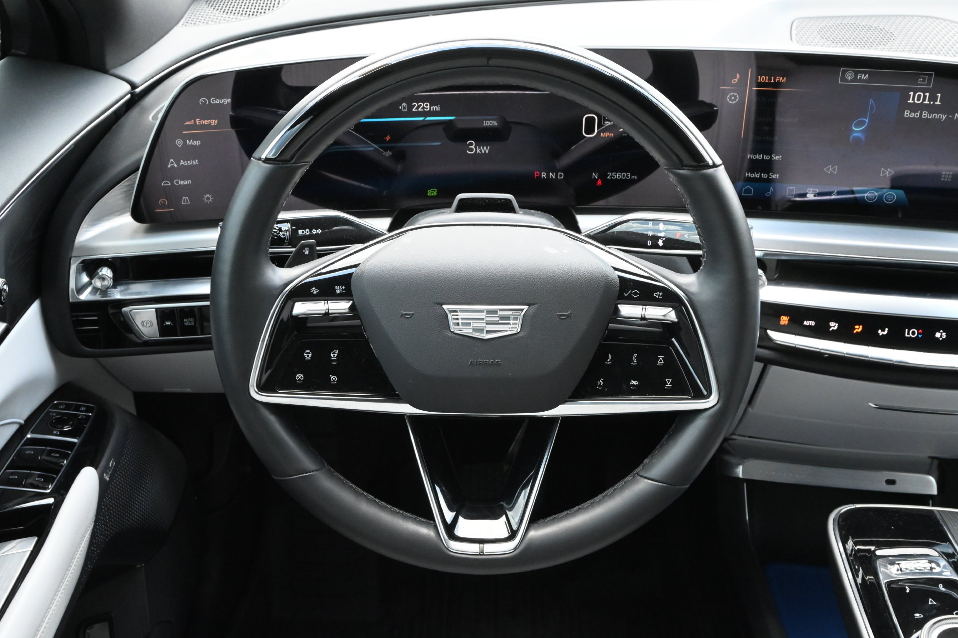 Certified 2024 Cadillac Lyriq Luxury w/ LPO, Floor Liner Package AWD/4WD image 10