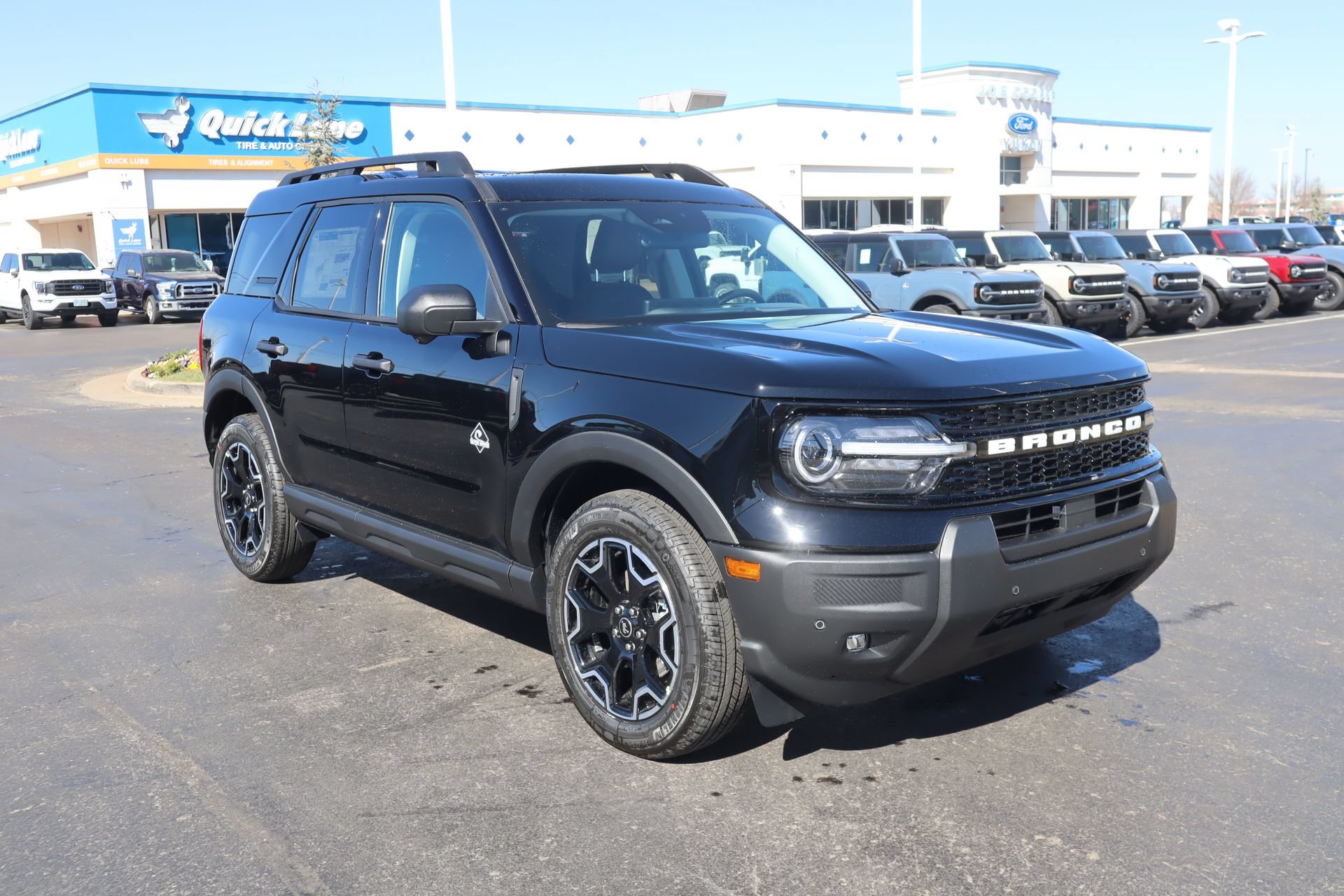 New 2026 Ford Bronco Sport Outer Banks w/ Outer Banks Tech Package+ AWD/4WD image 1