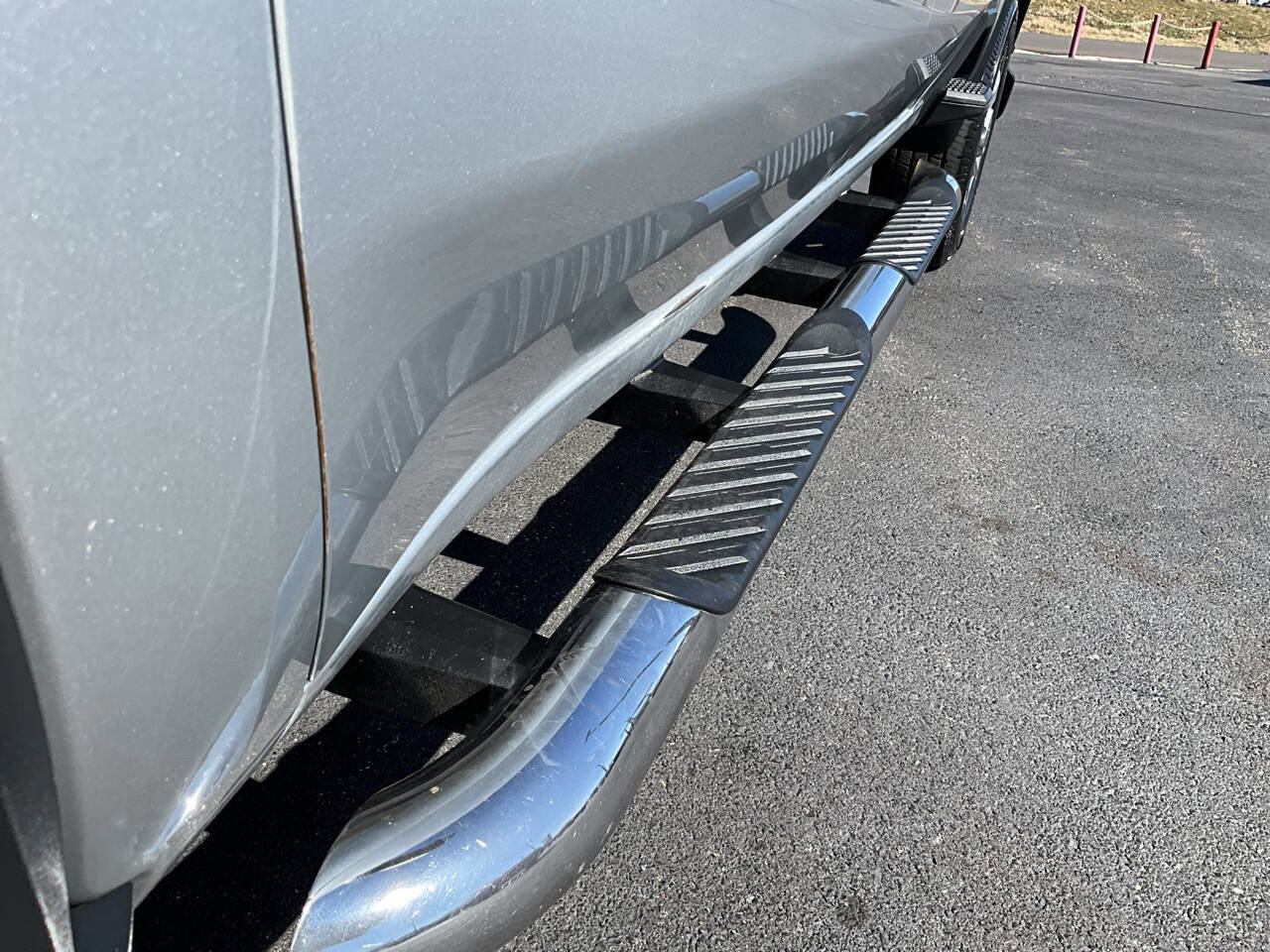 Used 2020 Chevrolet Silverado 2500 LTZ w/ LTZ Premium Package image 53