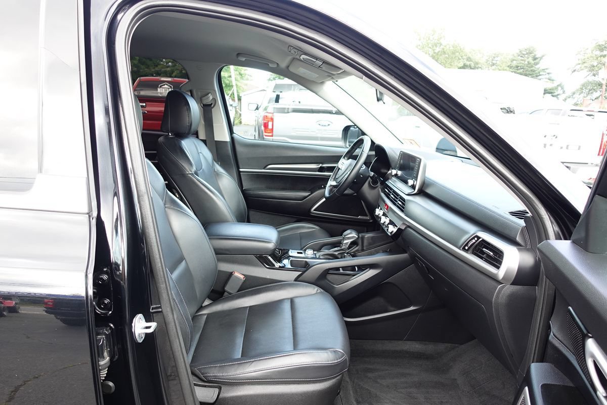 Used 2020 Kia Telluride LX AWD/4WD image 36