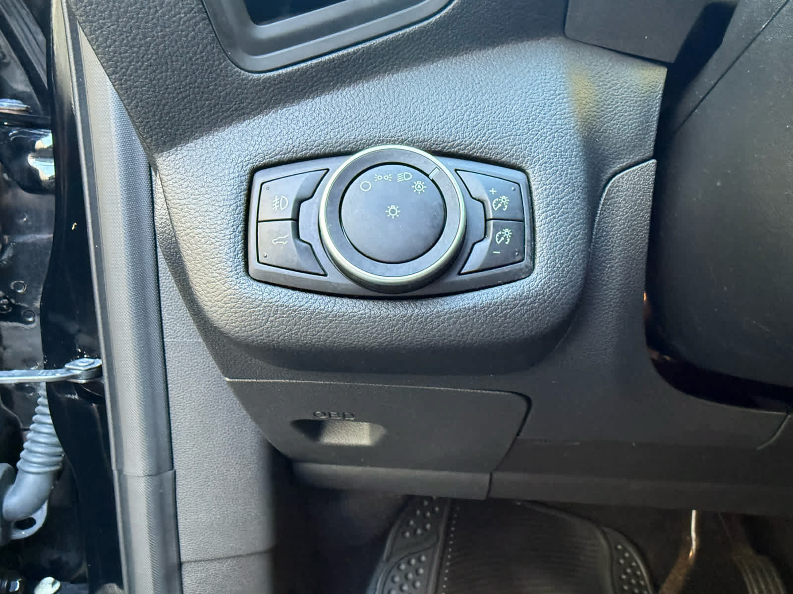 Used 2018 Ford Escape SE w/ SE Sync 3 Package FWD image 13