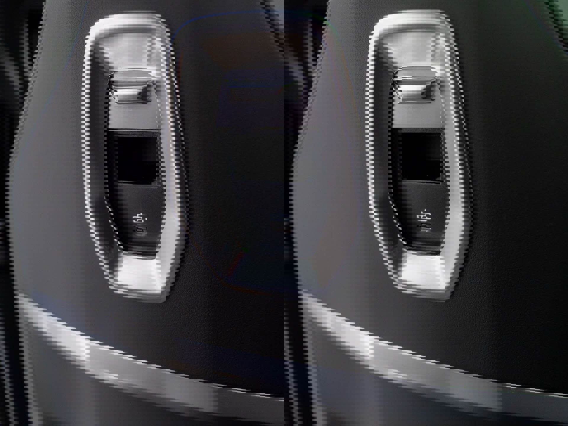 New 2026 BMW 750e xDrive w/ Executive Package image 23