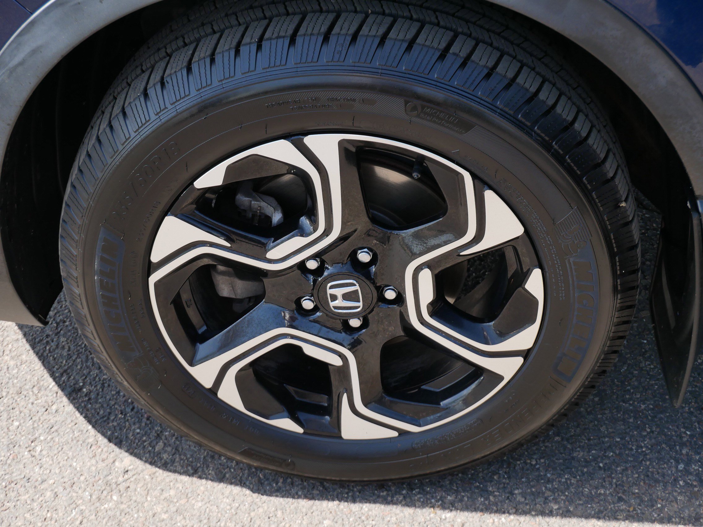 Used 2018 Honda CR-V Touring image 15