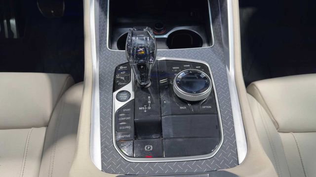 Used 2020 BMW X6 sDrive40i w/ Executive Package image 19