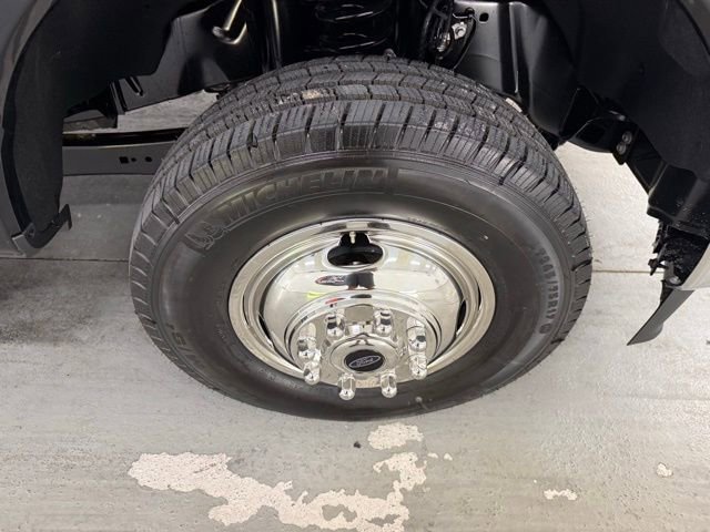 New 2026 Ford F350 XL w/ XL Chrome Package image 5