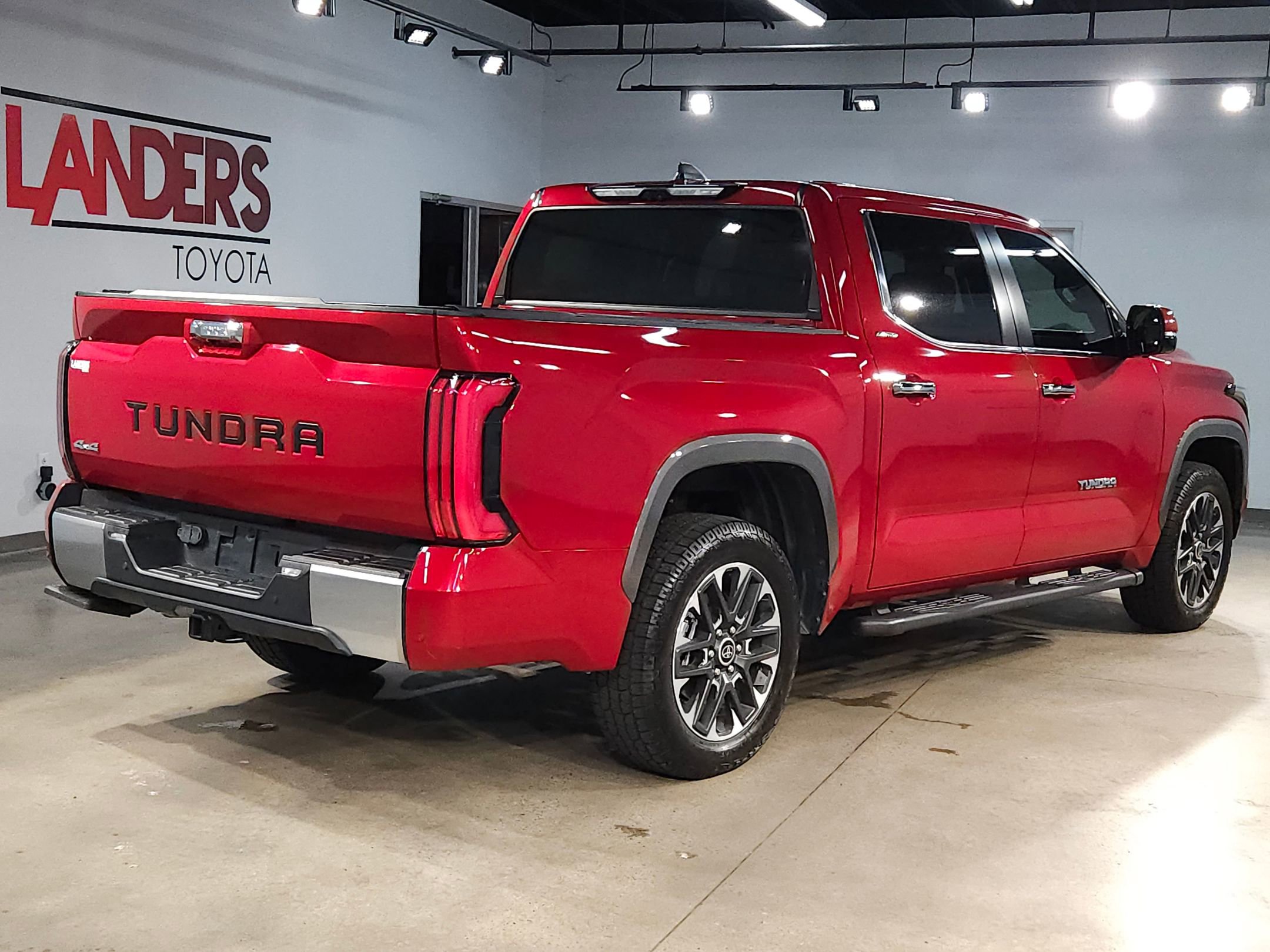 Used 2024 Toyota Tundra Limited image 7