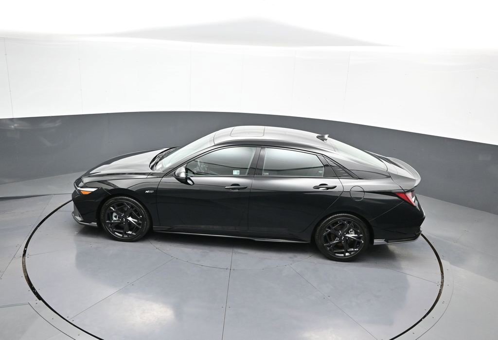 Used 2025 Hyundai Elantra N Line image 40