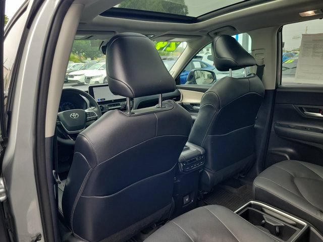 Used 2024 Toyota Grand Highlander FWD image 15