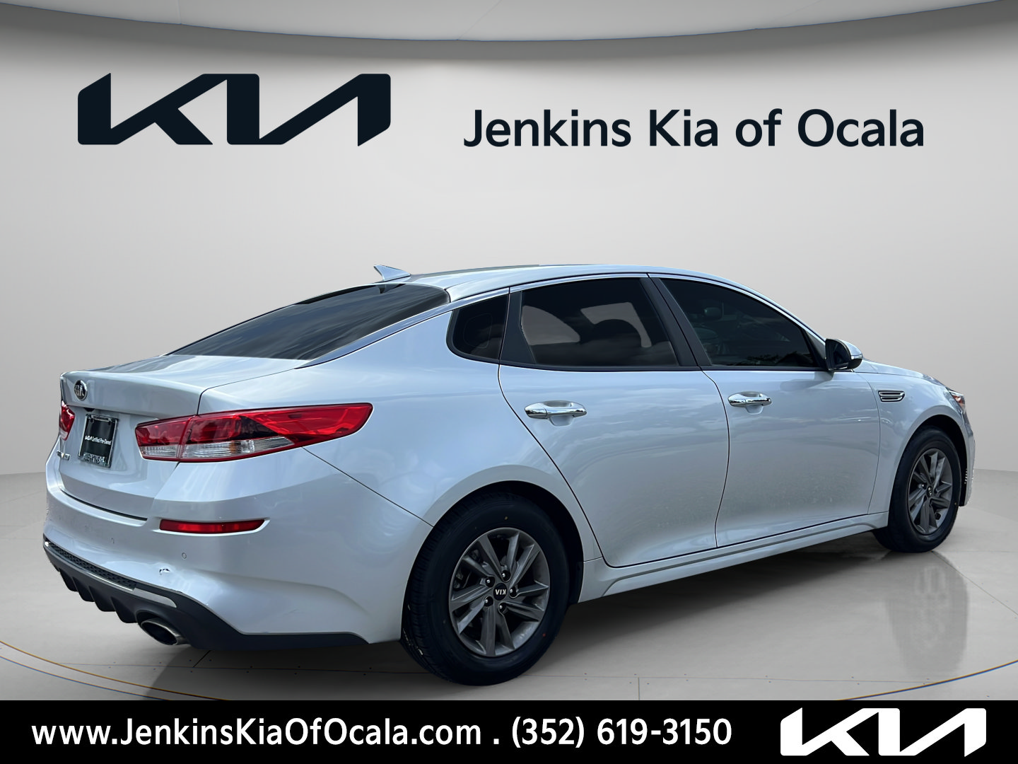 Used 2020 Kia Optima LX FWD image 3