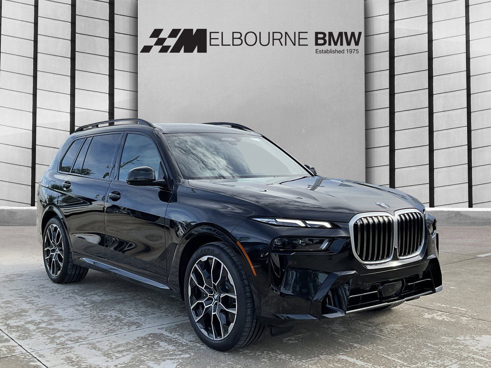 New 2026 BMW X7 xDrive40i w/ M Sport Package