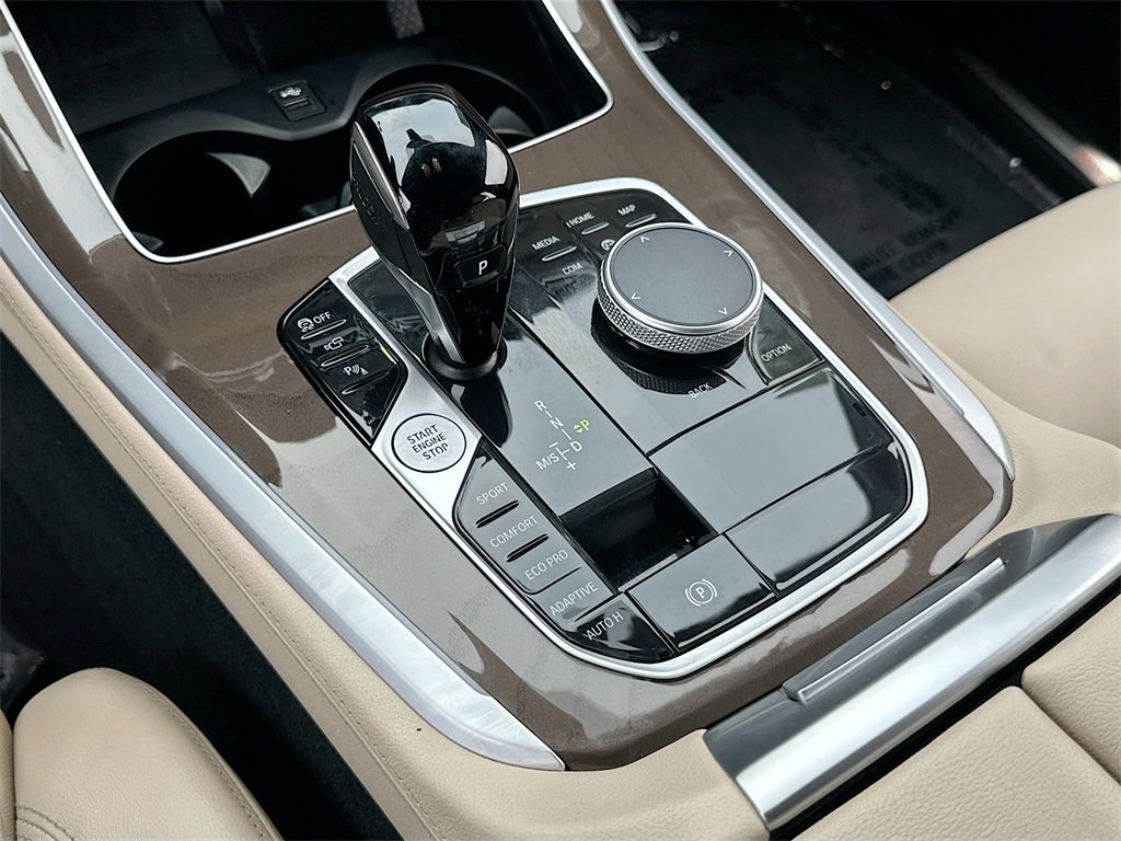 Used 2022 BMW X5 sDrive40i w/ Climate Comfort Package image 17