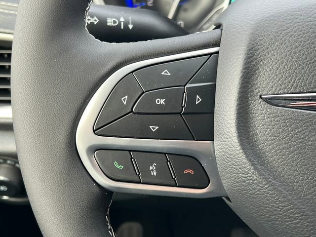 New 2026 Chrysler Pacifica Select image 19