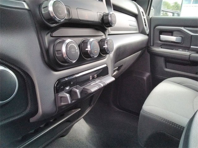 Used 2024 RAM 2500 Big Horn w/ Bed Utility Group image 32