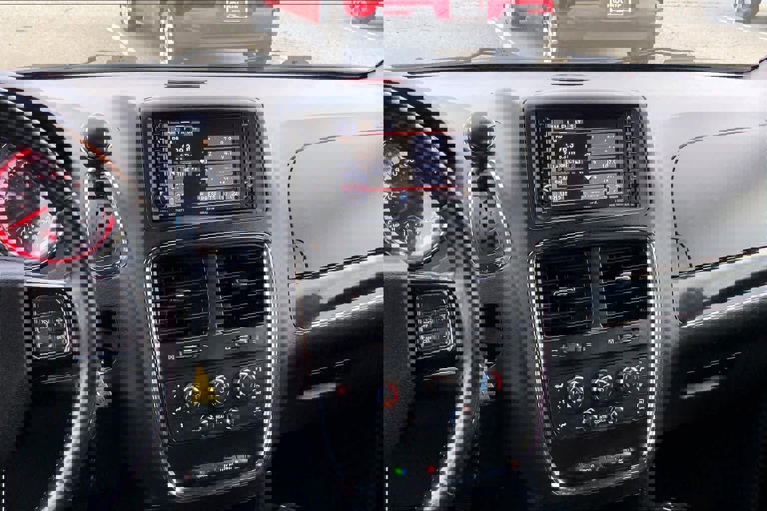 Used 2015 Dodge Grand Caravan SE FWD image 6