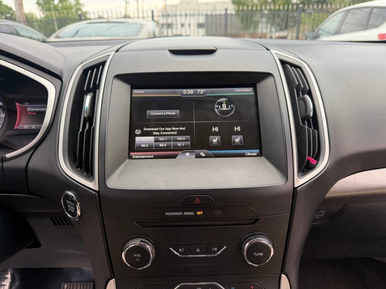 Used 2015 Ford Edge SEL AWD/4WD image 19