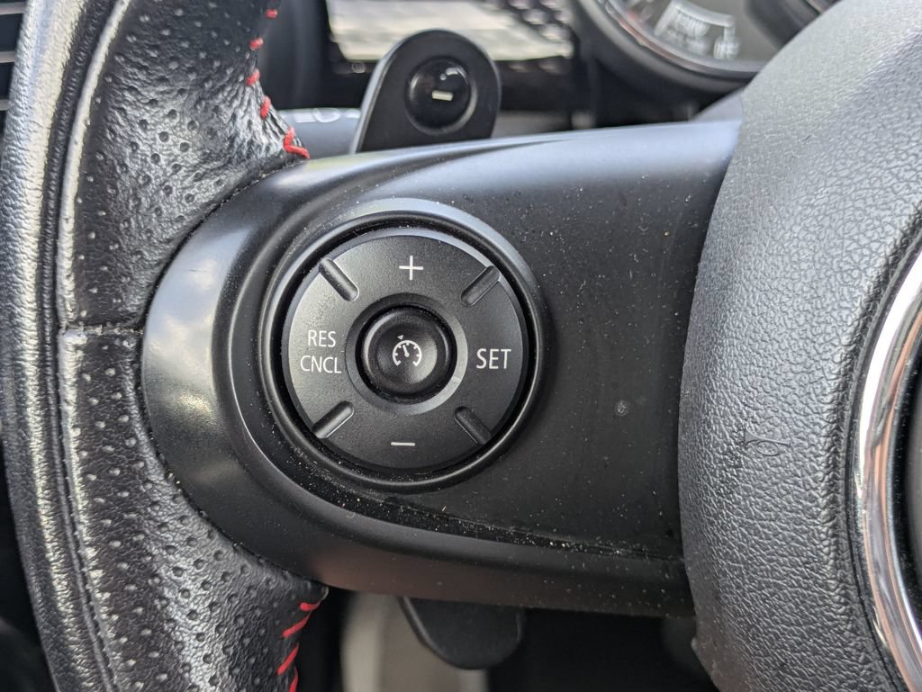 Used 2019 MINI Cooper S w/ Signature Upholstery Package FWD image 24