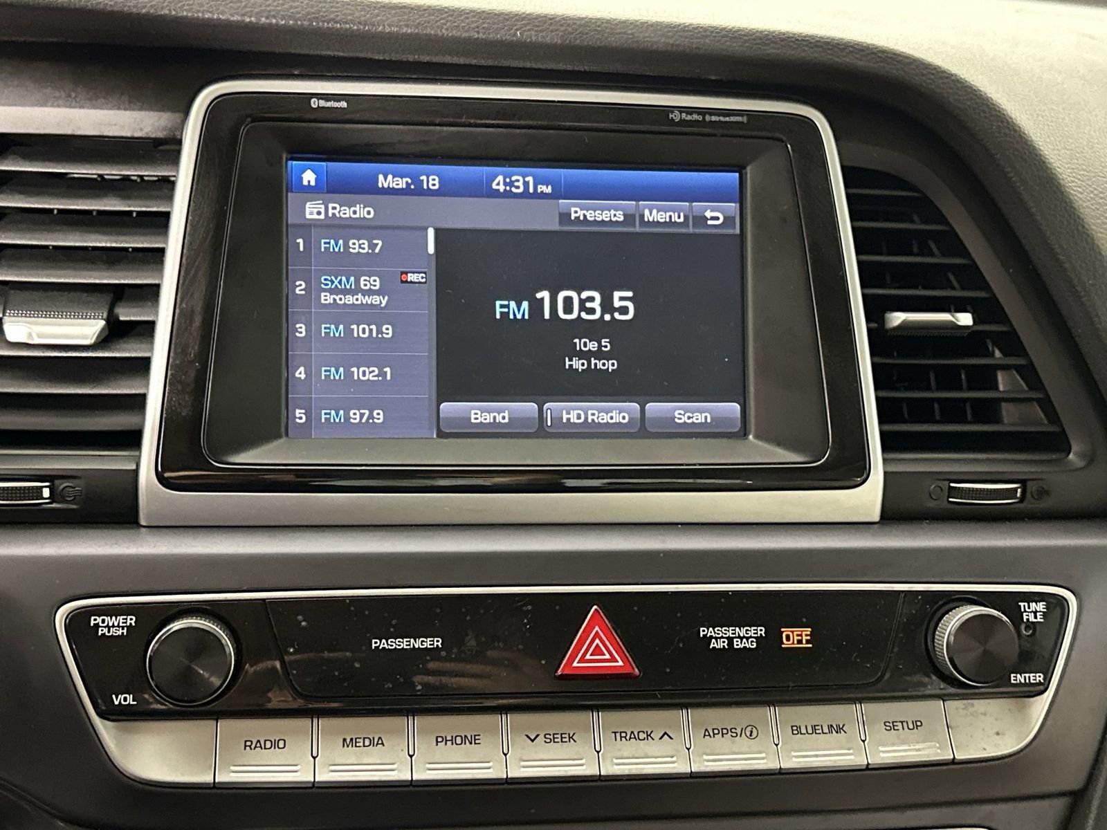 Used 2018 Hyundai Sonata Limited image 22