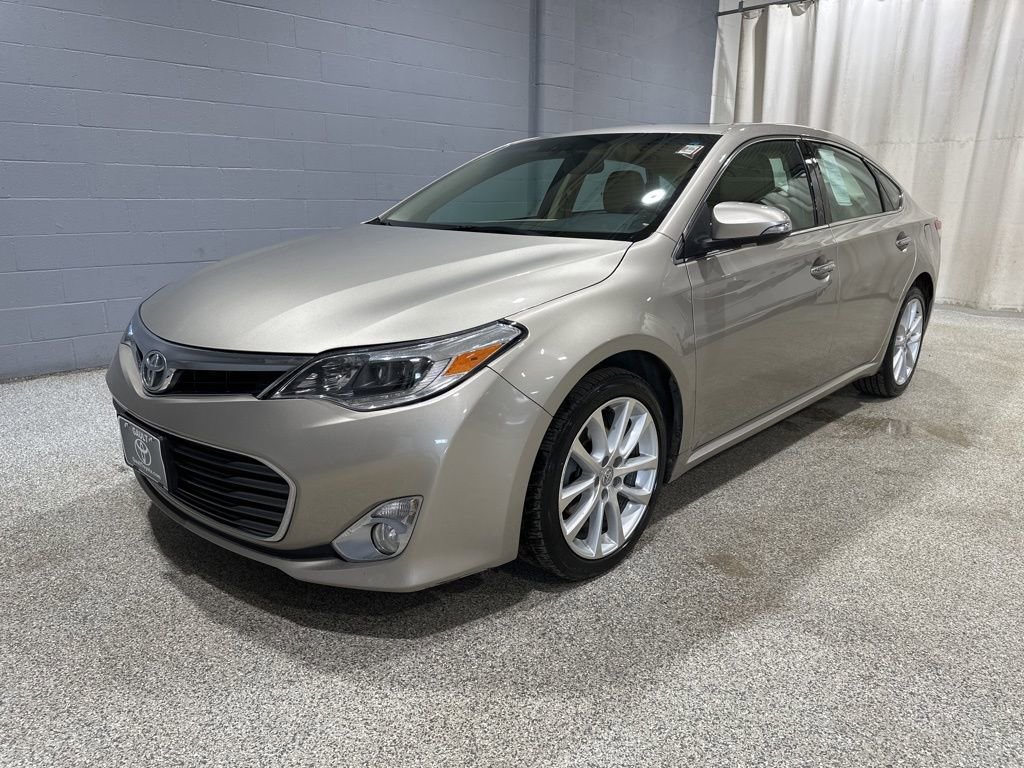 Used 2014 Toyota Avalon Limited image 5