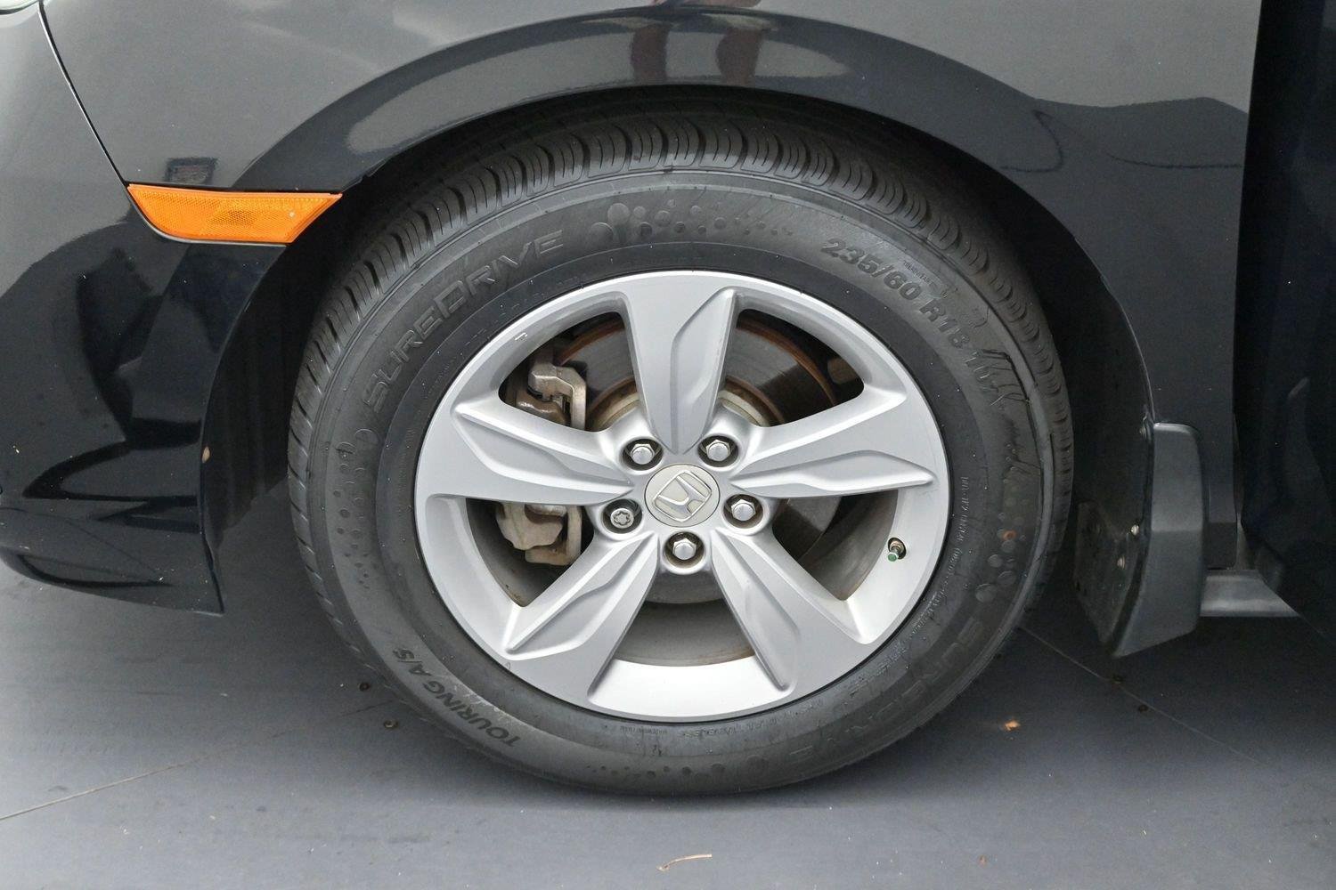 Used 2018 Honda Odyssey EX-L image 32