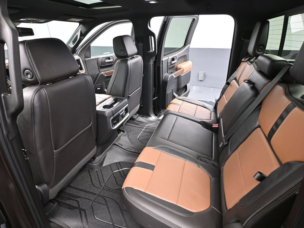Used 2020 Chevrolet Silverado 1500 High Country AWD/4WD image 45