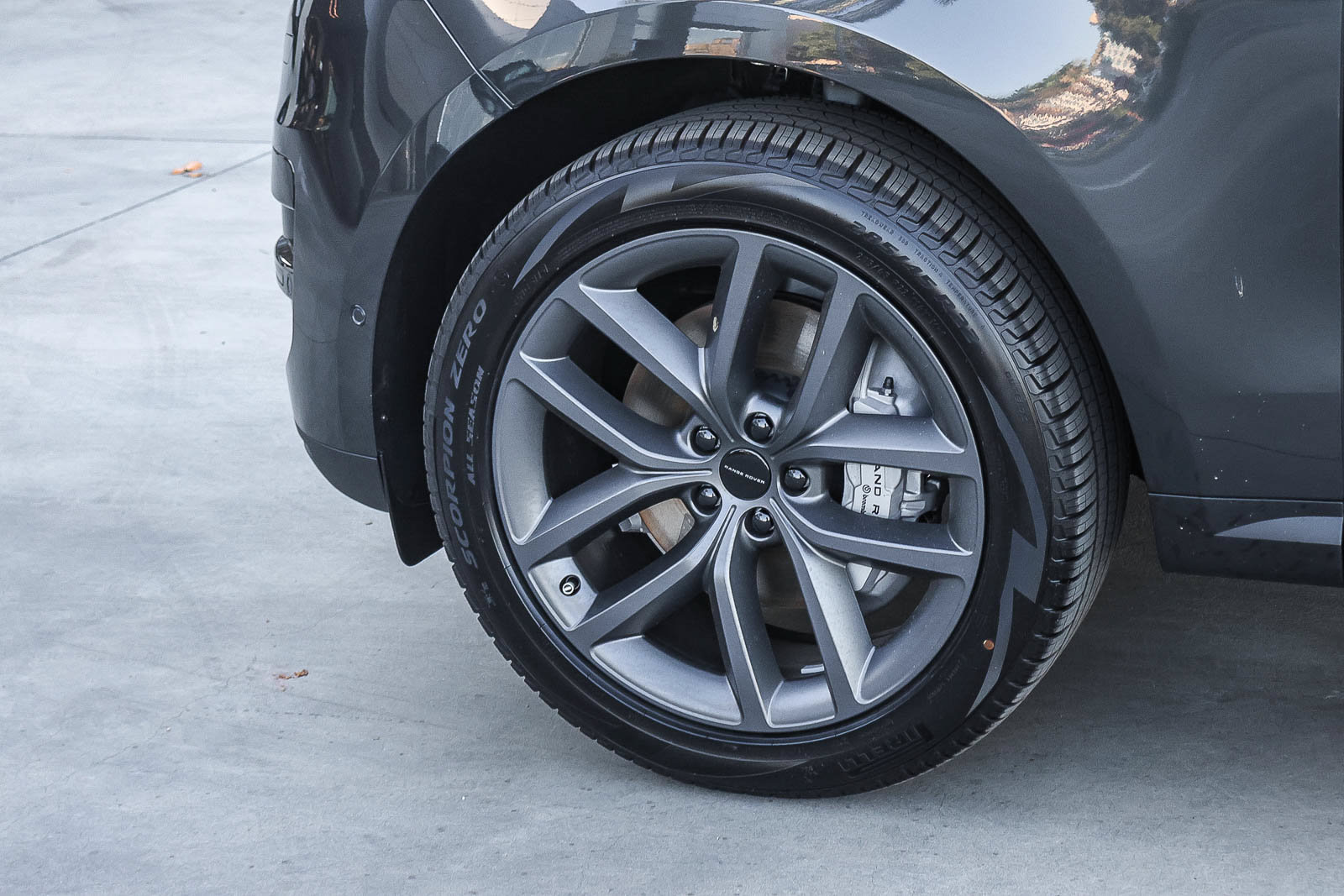 New 2026 Land Rover Range Rover Sport SE AWD/4WD image 9