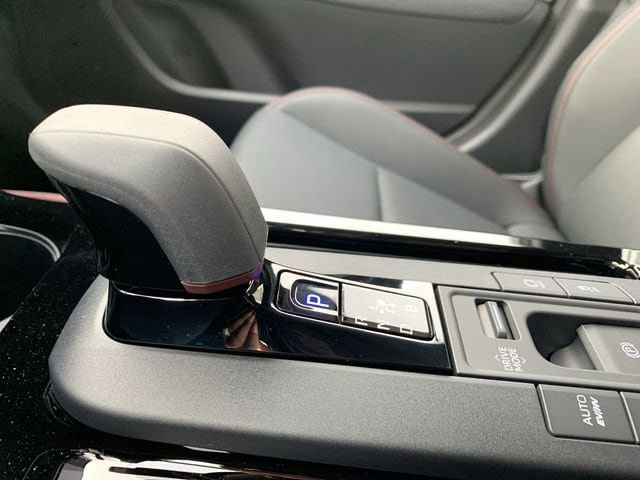 New 2025 Toyota Prius Plug-In Hybrid w/ Limited Premium Package FWD image 25