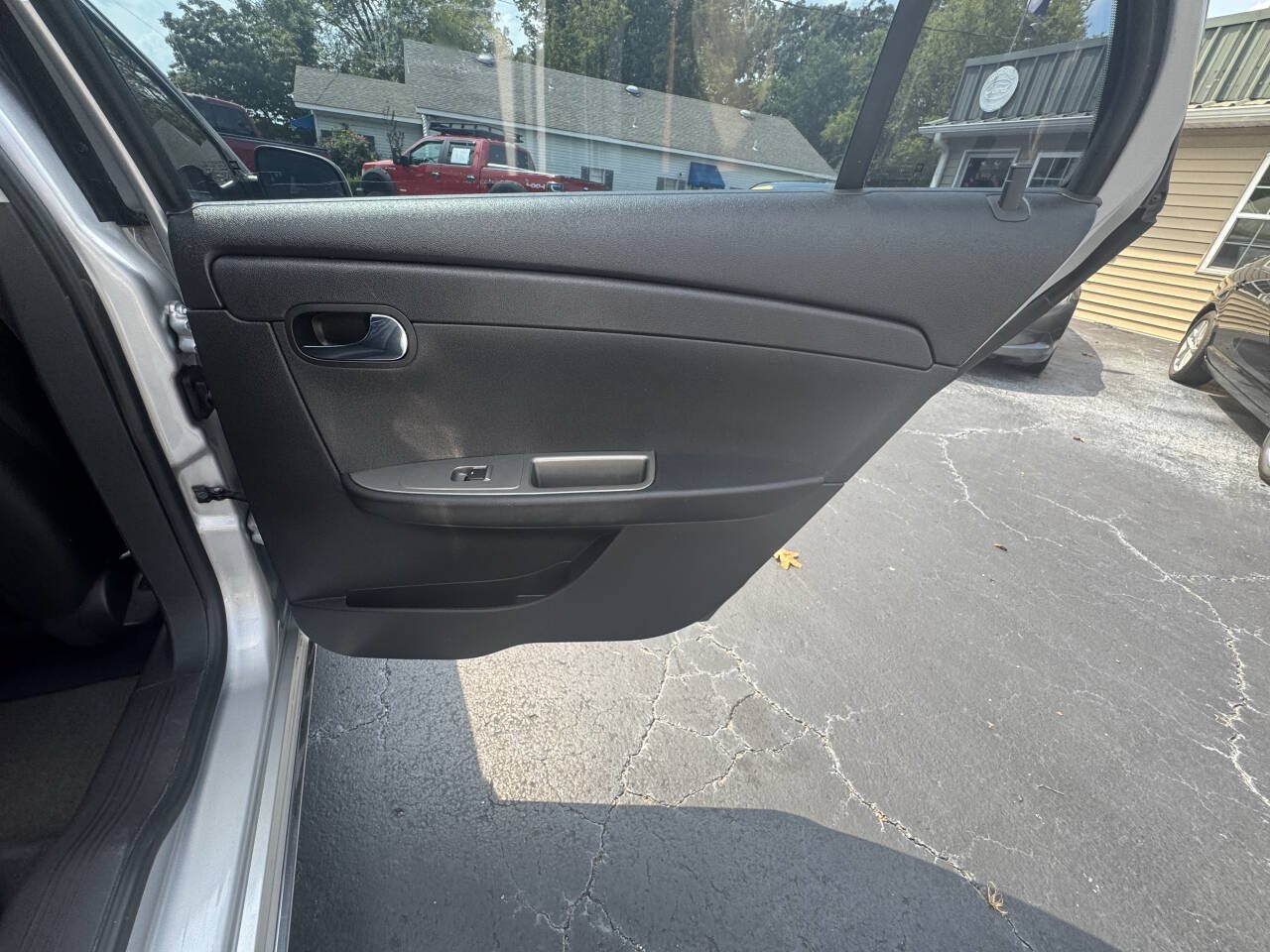 Used 2012 Chevrolet Malibu LTZ FWD image 27