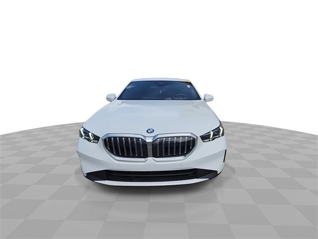 Used 2024 BMW 530i 530i w/ Premium Package image 3