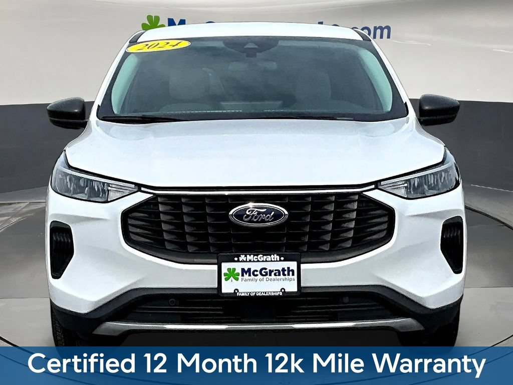 Used 2024 Ford Escape Active w/ Tech Pack #1 FWD image 2