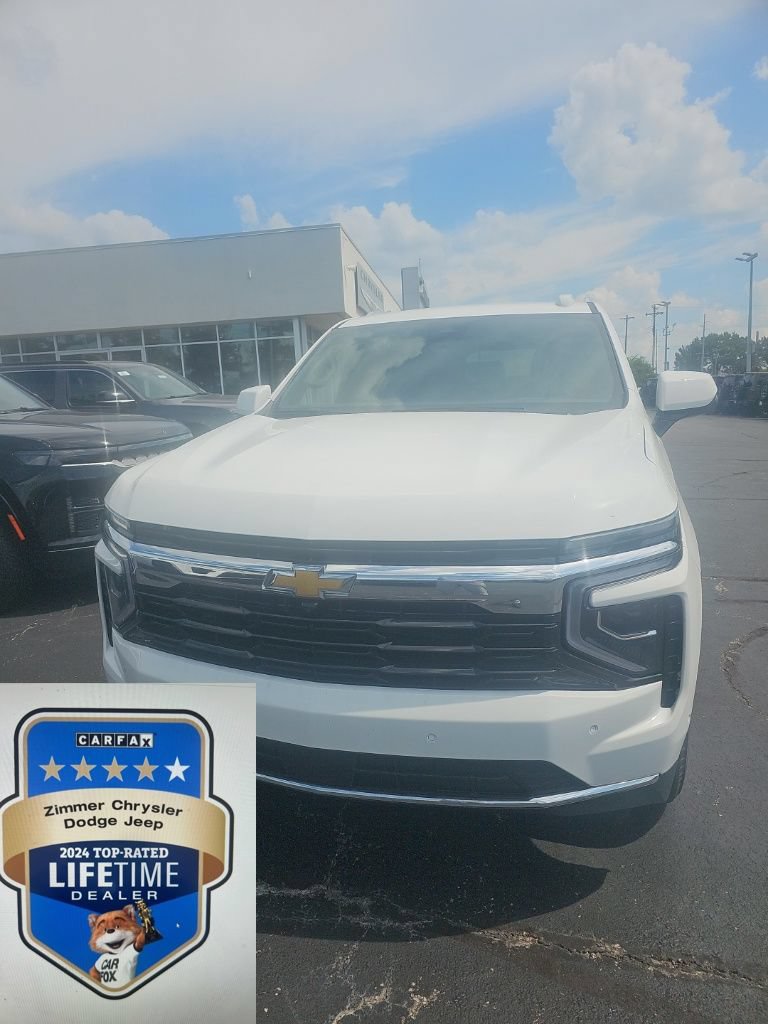 Used 2026 Chevrolet Tahoe LS AWD/4WD image 1