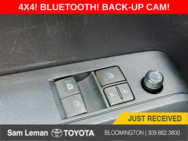 Used 2020 Toyota Tacoma SR image 17