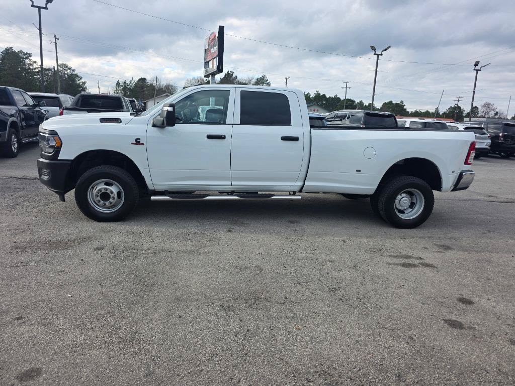 Used 2024 RAM 3500 Tradesman AWD/4WD image 1