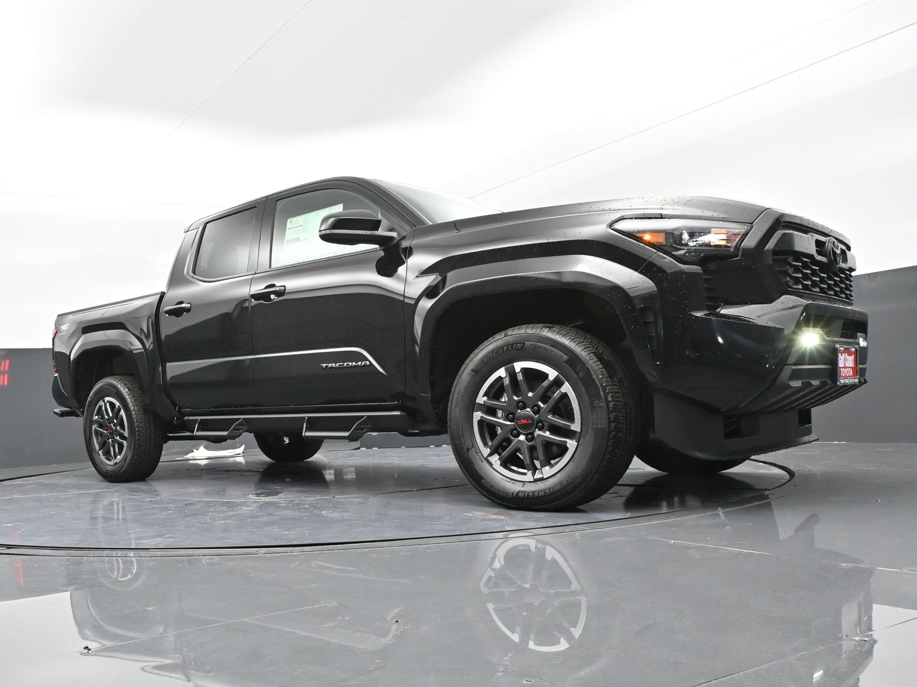 Certified 2025 Toyota Tacoma TRD Sport image 23